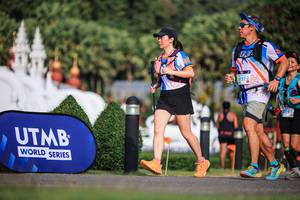 BIB: 1127, 0859
                            <button type="button" onclick="openModal(22693098)" class="btn btn-primary btn-sm float-right btn-popup" data-toggle="modal" data-target=".modal-high-quality">
                        <i class="fas fa-shopping-cart"></i> Add to Cart
                    </button>
                                            <button type="button" onclick="isThisMe(22693098, true)" class="btn btn-success btn-sm float-right btn-popup btn-isme hidden" data-toggle="tooltip" data-placement="bottom" title="นี่คือรูปของคุณใช่ไหม คลิกที่นี่เพื่อเอาเข้าอัลบั้ม">
                        <i class="fas fa-plus"></i> Add to album
                    </button>
                    <button type="button" onclick="isThisMe(22693098, false)" class="btn btn-warning btn-sm float-right btn-popup btn-isnotme hidden">
                        <i class="fas fa-ban"></i> Remove from album
                    </button>