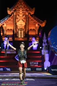 BIB: 106
                            <button type="button" onclick="openModal(22501983)" class="btn btn-primary btn-sm float-right btn-popup" data-toggle="modal" data-target=".modal-high-quality">
                        <i class="fas fa-shopping-cart"></i> Add to Cart
                    </button>
                                            <button type="button" onclick="isThisMe(22501983, true)" class="btn btn-success btn-sm float-right btn-popup btn-isme hidden" data-toggle="tooltip" data-placement="bottom" title="นี่คือรูปของคุณใช่ไหม คลิกที่นี่เพื่อเอาเข้าอัลบั้ม">
                        <i class="fas fa-plus"></i> Add to album
                    </button>
                    <button type="button" onclick="isThisMe(22501983, false)" class="btn btn-warning btn-sm float-right btn-popup btn-isnotme hidden">
                        <i class="fas fa-ban"></i> Remove from album
                    </button>