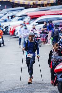 BIB: 909
                            <button type="button" onclick="openModal(22623786)" class="btn btn-primary btn-sm float-right btn-popup" data-toggle="modal" data-target=".modal-high-quality">
                        <i class="fas fa-shopping-cart"></i> Add to Cart
                    </button>
                                            <button type="button" onclick="isThisMe(22623786, true)" class="btn btn-success btn-sm float-right btn-popup btn-isme hidden" data-toggle="tooltip" data-placement="bottom" title="นี่คือรูปของคุณใช่ไหม คลิกที่นี่เพื่อเอาเข้าอัลบั้ม">
                        <i class="fas fa-plus"></i> Add to album
                    </button>
                    <button type="button" onclick="isThisMe(22623786, false)" class="btn btn-warning btn-sm float-right btn-popup btn-isnotme hidden">
                        <i class="fas fa-ban"></i> Remove from album
                    </button>