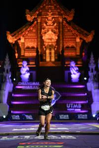 BIB: 704
                            <button type="button" onclick="openModal(22516894)" class="btn btn-primary btn-sm float-right btn-popup" data-toggle="modal" data-target=".modal-high-quality">
                        <i class="fas fa-shopping-cart"></i> Add to Cart
                    </button>
                                            <button type="button" onclick="isThisMe(22516894, true)" class="btn btn-success btn-sm float-right btn-popup btn-isme hidden" data-toggle="tooltip" data-placement="bottom" title="นี่คือรูปของคุณใช่ไหม คลิกที่นี่เพื่อเอาเข้าอัลบั้ม">
                        <i class="fas fa-plus"></i> Add to album
                    </button>
                    <button type="button" onclick="isThisMe(22516894, false)" class="btn btn-warning btn-sm float-right btn-popup btn-isnotme hidden">
                        <i class="fas fa-ban"></i> Remove from album
                    </button>