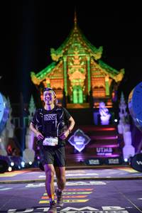 BIB: 9054
                            <button type="button" onclick="openModal(22515764)" class="btn btn-primary btn-sm float-right btn-popup" data-toggle="modal" data-target=".modal-high-quality">
                        <i class="fas fa-shopping-cart"></i> Add to Cart
                    </button>
                                            <button type="button" onclick="isThisMe(22515764, true)" class="btn btn-success btn-sm float-right btn-popup btn-isme hidden" data-toggle="tooltip" data-placement="bottom" title="นี่คือรูปของคุณใช่ไหม คลิกที่นี่เพื่อเอาเข้าอัลบั้ม">
                        <i class="fas fa-plus"></i> Add to album
                    </button>
                    <button type="button" onclick="isThisMe(22515764, false)" class="btn btn-warning btn-sm float-right btn-popup btn-isnotme hidden">
                        <i class="fas fa-ban"></i> Remove from album
                    </button>