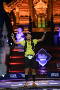 BIB: 1910, 285, 8020
                            <button type="button" onclick="openModal(22509558)" class="btn btn-primary btn-sm float-right btn-popup" data-toggle="modal" data-target=".modal-high-quality">
                        <i class="fas fa-shopping-cart"></i> Add to Cart
                    </button>
                                            <button type="button" onclick="isThisMe(22509558, true)" class="btn btn-success btn-sm float-right btn-popup btn-isme hidden" data-toggle="tooltip" data-placement="bottom" title="นี่คือรูปของคุณใช่ไหม คลิกที่นี่เพื่อเอาเข้าอัลบั้ม">
                        <i class="fas fa-plus"></i> Add to album
                    </button>
                    <button type="button" onclick="isThisMe(22509558, false)" class="btn btn-warning btn-sm float-right btn-popup btn-isnotme hidden">
                        <i class="fas fa-ban"></i> Remove from album
                    </button>