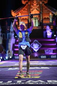 BIB: 1878, 9097
                            <button type="button" onclick="openModal(22512897)" class="btn btn-primary btn-sm float-right btn-popup" data-toggle="modal" data-target=".modal-high-quality">
                        <i class="fas fa-shopping-cart"></i> Add to Cart
                    </button>
                                            <button type="button" onclick="isThisMe(22512897, true)" class="btn btn-success btn-sm float-right btn-popup btn-isme hidden" data-toggle="tooltip" data-placement="bottom" title="นี่คือรูปของคุณใช่ไหม คลิกที่นี่เพื่อเอาเข้าอัลบั้ม">
                        <i class="fas fa-plus"></i> Add to album
                    </button>
                    <button type="button" onclick="isThisMe(22512897, false)" class="btn btn-warning btn-sm float-right btn-popup btn-isnotme hidden">
                        <i class="fas fa-ban"></i> Remove from album
                    </button>