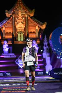 BIB: 9188
                            <button type="button" onclick="openModal(22500739)" class="btn btn-primary btn-sm float-right btn-popup" data-toggle="modal" data-target=".modal-high-quality">
                        <i class="fas fa-shopping-cart"></i> Add to Cart
                    </button>
                                            <button type="button" onclick="isThisMe(22500739, true)" class="btn btn-success btn-sm float-right btn-popup btn-isme hidden" data-toggle="tooltip" data-placement="bottom" title="นี่คือรูปของคุณใช่ไหม คลิกที่นี่เพื่อเอาเข้าอัลบั้ม">
                        <i class="fas fa-plus"></i> Add to album
                    </button>
                    <button type="button" onclick="isThisMe(22500739, false)" class="btn btn-warning btn-sm float-right btn-popup btn-isnotme hidden">
                        <i class="fas fa-ban"></i> Remove from album
                    </button>