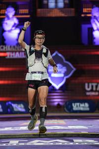 BIB: 111, 9015
                            <button type="button" onclick="openModal(22513178)" class="btn btn-primary btn-sm float-right btn-popup" data-toggle="modal" data-target=".modal-high-quality">
                        <i class="fas fa-shopping-cart"></i> Add to Cart
                    </button>
                                            <button type="button" onclick="isThisMe(22513178, true)" class="btn btn-success btn-sm float-right btn-popup btn-isme hidden" data-toggle="tooltip" data-placement="bottom" title="นี่คือรูปของคุณใช่ไหม คลิกที่นี่เพื่อเอาเข้าอัลบั้ม">
                        <i class="fas fa-plus"></i> Add to album
                    </button>
                    <button type="button" onclick="isThisMe(22513178, false)" class="btn btn-warning btn-sm float-right btn-popup btn-isnotme hidden">
                        <i class="fas fa-ban"></i> Remove from album
                    </button>