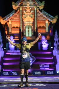 BIB: 6314
                            <button type="button" onclick="openModal(22501640)" class="btn btn-primary btn-sm float-right btn-popup" data-toggle="modal" data-target=".modal-high-quality">
                        <i class="fas fa-shopping-cart"></i> Add to Cart
                    </button>
                                            <button type="button" onclick="isThisMe(22501640, true)" class="btn btn-success btn-sm float-right btn-popup btn-isme hidden" data-toggle="tooltip" data-placement="bottom" title="นี่คือรูปของคุณใช่ไหม คลิกที่นี่เพื่อเอาเข้าอัลบั้ม">
                        <i class="fas fa-plus"></i> Add to album
                    </button>
                    <button type="button" onclick="isThisMe(22501640, false)" class="btn btn-warning btn-sm float-right btn-popup btn-isnotme hidden">
                        <i class="fas fa-ban"></i> Remove from album
                    </button>