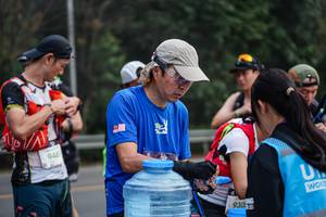 BIB: 946, 930
                            <button type="button" onclick="openModal(22598194)" class="btn btn-primary btn-sm float-right btn-popup" data-toggle="modal" data-target=".modal-high-quality">
                        <i class="fas fa-shopping-cart"></i> Add to Cart
                    </button>
                                            <button type="button" onclick="isThisMe(22598194, true)" class="btn btn-success btn-sm float-right btn-popup btn-isme hidden" data-toggle="tooltip" data-placement="bottom" title="นี่คือรูปของคุณใช่ไหม คลิกที่นี่เพื่อเอาเข้าอัลบั้ม">
                        <i class="fas fa-plus"></i> Add to album
                    </button>
                    <button type="button" onclick="isThisMe(22598194, false)" class="btn btn-warning btn-sm float-right btn-popup btn-isnotme hidden">
                        <i class="fas fa-ban"></i> Remove from album
                    </button>