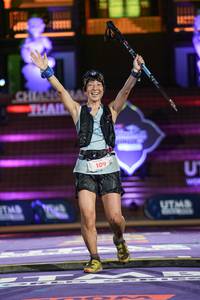 BIB: 109
                            <button type="button" onclick="openModal(22512325)" class="btn btn-primary btn-sm float-right btn-popup" data-toggle="modal" data-target=".modal-high-quality">
                        <i class="fas fa-shopping-cart"></i> Add to Cart
                    </button>
                                            <button type="button" onclick="isThisMe(22512325, true)" class="btn btn-success btn-sm float-right btn-popup btn-isme hidden" data-toggle="tooltip" data-placement="bottom" title="นี่คือรูปของคุณใช่ไหม คลิกที่นี่เพื่อเอาเข้าอัลบั้ม">
                        <i class="fas fa-plus"></i> Add to album
                    </button>
                    <button type="button" onclick="isThisMe(22512325, false)" class="btn btn-warning btn-sm float-right btn-popup btn-isnotme hidden">
                        <i class="fas fa-ban"></i> Remove from album
                    </button>