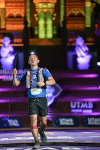 BIB: 9310
                            <button type="button" onclick="openModal(22505103)" class="btn btn-primary btn-sm float-right btn-popup" data-toggle="modal" data-target=".modal-high-quality">
                        <i class="fas fa-shopping-cart"></i> Add to Cart
                    </button>
                                            <button type="button" onclick="isThisMe(22505103, true)" class="btn btn-success btn-sm float-right btn-popup btn-isme hidden" data-toggle="tooltip" data-placement="bottom" title="นี่คือรูปของคุณใช่ไหม คลิกที่นี่เพื่อเอาเข้าอัลบั้ม">
                        <i class="fas fa-plus"></i> Add to album
                    </button>
                    <button type="button" onclick="isThisMe(22505103, false)" class="btn btn-warning btn-sm float-right btn-popup btn-isnotme hidden">
                        <i class="fas fa-ban"></i> Remove from album
                    </button>