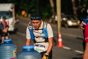 BIB: 100, 9616
                            <button type="button" onclick="openModal(22602131)" class="btn btn-primary btn-sm float-right btn-popup" data-toggle="modal" data-target=".modal-high-quality">
                        <i class="fas fa-shopping-cart"></i> Add to Cart
                    </button>
                                            <button type="button" onclick="isThisMe(22602131, true)" class="btn btn-success btn-sm float-right btn-popup btn-isme hidden" data-toggle="tooltip" data-placement="bottom" title="นี่คือรูปของคุณใช่ไหม คลิกที่นี่เพื่อเอาเข้าอัลบั้ม">
                        <i class="fas fa-plus"></i> Add to album
                    </button>
                    <button type="button" onclick="isThisMe(22602131, false)" class="btn btn-warning btn-sm float-right btn-popup btn-isnotme hidden">
                        <i class="fas fa-ban"></i> Remove from album
                    </button>