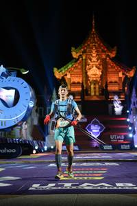 BIB: 100, 9242
                            <button type="button" onclick="openModal(22496953)" class="btn btn-primary btn-sm float-right btn-popup" data-toggle="modal" data-target=".modal-high-quality">
                        <i class="fas fa-shopping-cart"></i> Add to Cart
                    </button>
                                            <button type="button" onclick="isThisMe(22496953, true)" class="btn btn-success btn-sm float-right btn-popup btn-isme hidden" data-toggle="tooltip" data-placement="bottom" title="นี่คือรูปของคุณใช่ไหม คลิกที่นี่เพื่อเอาเข้าอัลบั้ม">
                        <i class="fas fa-plus"></i> Add to album
                    </button>
                    <button type="button" onclick="isThisMe(22496953, false)" class="btn btn-warning btn-sm float-right btn-popup btn-isnotme hidden">
                        <i class="fas fa-ban"></i> Remove from album
                    </button>