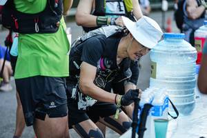 BIB: 199
                            <button type="button" onclick="openModal(22597521)" class="btn btn-primary btn-sm float-right btn-popup" data-toggle="modal" data-target=".modal-high-quality">
                        <i class="fas fa-shopping-cart"></i> Add to Cart
                    </button>
                                            <button type="button" onclick="isThisMe(22597521, true)" class="btn btn-success btn-sm float-right btn-popup btn-isme hidden" data-toggle="tooltip" data-placement="bottom" title="นี่คือรูปของคุณใช่ไหม คลิกที่นี่เพื่อเอาเข้าอัลบั้ม">
                        <i class="fas fa-plus"></i> Add to album
                    </button>
                    <button type="button" onclick="isThisMe(22597521, false)" class="btn btn-warning btn-sm float-right btn-popup btn-isnotme hidden">
                        <i class="fas fa-ban"></i> Remove from album
                    </button>