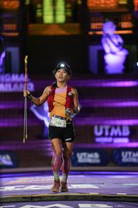 BIB: 331
                            <button type="button" onclick="openModal(22514095)" class="btn btn-primary btn-sm float-right btn-popup" data-toggle="modal" data-target=".modal-high-quality">
                        <i class="fas fa-shopping-cart"></i> Add to Cart
                    </button>
                                            <button type="button" onclick="isThisMe(22514095, true)" class="btn btn-success btn-sm float-right btn-popup btn-isme hidden" data-toggle="tooltip" data-placement="bottom" title="นี่คือรูปของคุณใช่ไหม คลิกที่นี่เพื่อเอาเข้าอัลบั้ม">
                        <i class="fas fa-plus"></i> Add to album
                    </button>
                    <button type="button" onclick="isThisMe(22514095, false)" class="btn btn-warning btn-sm float-right btn-popup btn-isnotme hidden">
                        <i class="fas fa-ban"></i> Remove from album
                    </button>