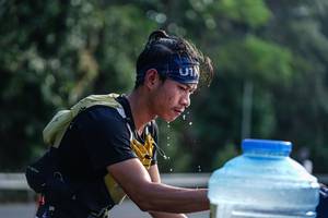 BIB: 
                            <button type="button" onclick="openModal(22603883)" class="btn btn-primary btn-sm float-right btn-popup" data-toggle="modal" data-target=".modal-high-quality">
                        <i class="fas fa-shopping-cart"></i> Add to Cart
                    </button>
                                            <button type="button" onclick="isThisMe(22603883, true)" class="btn btn-success btn-sm float-right btn-popup btn-isme hidden" data-toggle="tooltip" data-placement="bottom" title="นี่คือรูปของคุณใช่ไหม คลิกที่นี่เพื่อเอาเข้าอัลบั้ม">
                        <i class="fas fa-plus"></i> Add to album
                    </button>
                    <button type="button" onclick="isThisMe(22603883, false)" class="btn btn-warning btn-sm float-right btn-popup btn-isnotme hidden">
                        <i class="fas fa-ban"></i> Remove from album
                    </button>