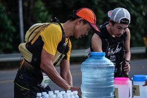 BIB: 9030
                            <button type="button" onclick="openModal(22595750)" class="btn btn-primary btn-sm float-right btn-popup" data-toggle="modal" data-target=".modal-high-quality">
                        <i class="fas fa-shopping-cart"></i> Add to Cart
                    </button>
                                            <button type="button" onclick="isThisMe(22595750, true)" class="btn btn-success btn-sm float-right btn-popup btn-isme hidden" data-toggle="tooltip" data-placement="bottom" title="นี่คือรูปของคุณใช่ไหม คลิกที่นี่เพื่อเอาเข้าอัลบั้ม">
                        <i class="fas fa-plus"></i> Add to album
                    </button>
                    <button type="button" onclick="isThisMe(22595750, false)" class="btn btn-warning btn-sm float-right btn-popup btn-isnotme hidden">
                        <i class="fas fa-ban"></i> Remove from album
                    </button>