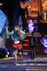 BIB: 100, 9088
                            <button type="button" onclick="openModal(22502515)" class="btn btn-primary btn-sm float-right btn-popup" data-toggle="modal" data-target=".modal-high-quality">
                        <i class="fas fa-shopping-cart"></i> Add to Cart
                    </button>
                                            <button type="button" onclick="isThisMe(22502515, true)" class="btn btn-success btn-sm float-right btn-popup btn-isme hidden" data-toggle="tooltip" data-placement="bottom" title="นี่คือรูปของคุณใช่ไหม คลิกที่นี่เพื่อเอาเข้าอัลบั้ม">
                        <i class="fas fa-plus"></i> Add to album
                    </button>
                    <button type="button" onclick="isThisMe(22502515, false)" class="btn btn-warning btn-sm float-right btn-popup btn-isnotme hidden">
                        <i class="fas fa-ban"></i> Remove from album
                    </button>