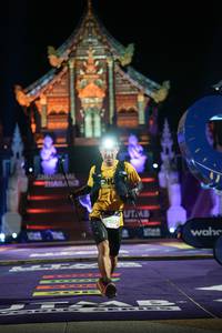 BIB: 92032
                            <button type="button" onclick="openModal(22509635)" class="btn btn-primary btn-sm float-right btn-popup" data-toggle="modal" data-target=".modal-high-quality">
                        <i class="fas fa-shopping-cart"></i> Add to Cart
                    </button>
                                            <button type="button" onclick="isThisMe(22509635, true)" class="btn btn-success btn-sm float-right btn-popup btn-isme hidden" data-toggle="tooltip" data-placement="bottom" title="นี่คือรูปของคุณใช่ไหม คลิกที่นี่เพื่อเอาเข้าอัลบั้ม">
                        <i class="fas fa-plus"></i> Add to album
                    </button>
                    <button type="button" onclick="isThisMe(22509635, false)" class="btn btn-warning btn-sm float-right btn-popup btn-isnotme hidden">
                        <i class="fas fa-ban"></i> Remove from album
                    </button>