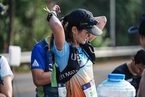 BIB: 949
                            <button type="button" onclick="openModal(22602622)" class="btn btn-primary btn-sm float-right btn-popup" data-toggle="modal" data-target=".modal-high-quality">
                        <i class="fas fa-shopping-cart"></i> Add to Cart
                    </button>
                                            <button type="button" onclick="isThisMe(22602622, true)" class="btn btn-success btn-sm float-right btn-popup btn-isme hidden" data-toggle="tooltip" data-placement="bottom" title="นี่คือรูปของคุณใช่ไหม คลิกที่นี่เพื่อเอาเข้าอัลบั้ม">
                        <i class="fas fa-plus"></i> Add to album
                    </button>
                    <button type="button" onclick="isThisMe(22602622, false)" class="btn btn-warning btn-sm float-right btn-popup btn-isnotme hidden">
                        <i class="fas fa-ban"></i> Remove from album
                    </button>