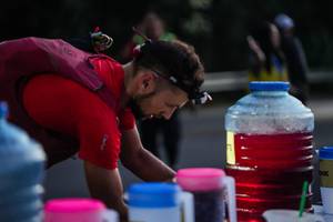 BIB: 
                            <button type="button" onclick="openModal(22595183)" class="btn btn-primary btn-sm float-right btn-popup" data-toggle="modal" data-target=".modal-high-quality">
                        <i class="fas fa-shopping-cart"></i> Add to Cart
                    </button>
                                            <button type="button" onclick="isThisMe(22595183, true)" class="btn btn-success btn-sm float-right btn-popup btn-isme hidden" data-toggle="tooltip" data-placement="bottom" title="นี่คือรูปของคุณใช่ไหม คลิกที่นี่เพื่อเอาเข้าอัลบั้ม">
                        <i class="fas fa-plus"></i> Add to album
                    </button>
                    <button type="button" onclick="isThisMe(22595183, false)" class="btn btn-warning btn-sm float-right btn-popup btn-isnotme hidden">
                        <i class="fas fa-ban"></i> Remove from album
                    </button>