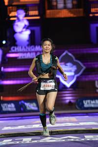 BIB: 115, 11110, 6284
                            <button type="button" onclick="openModal(22511812)" class="btn btn-primary btn-sm float-right btn-popup" data-toggle="modal" data-target=".modal-high-quality">
                        <i class="fas fa-shopping-cart"></i> Add to Cart
                    </button>
                                            <button type="button" onclick="isThisMe(22511812, true)" class="btn btn-success btn-sm float-right btn-popup btn-isme hidden" data-toggle="tooltip" data-placement="bottom" title="นี่คือรูปของคุณใช่ไหม คลิกที่นี่เพื่อเอาเข้าอัลบั้ม">
                        <i class="fas fa-plus"></i> Add to album
                    </button>
                    <button type="button" onclick="isThisMe(22511812, false)" class="btn btn-warning btn-sm float-right btn-popup btn-isnotme hidden">
                        <i class="fas fa-ban"></i> Remove from album
                    </button>