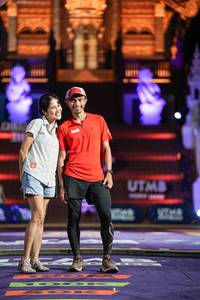 BIB: 100
                            <button type="button" onclick="openModal(22510681)" class="btn btn-primary btn-sm float-right btn-popup" data-toggle="modal" data-target=".modal-high-quality">
                        <i class="fas fa-shopping-cart"></i> Add to Cart
                    </button>
                                            <button type="button" onclick="isThisMe(22510681, true)" class="btn btn-success btn-sm float-right btn-popup btn-isme hidden" data-toggle="tooltip" data-placement="bottom" title="นี่คือรูปของคุณใช่ไหม คลิกที่นี่เพื่อเอาเข้าอัลบั้ม">
                        <i class="fas fa-plus"></i> Add to album
                    </button>
                    <button type="button" onclick="isThisMe(22510681, false)" class="btn btn-warning btn-sm float-right btn-popup btn-isnotme hidden">
                        <i class="fas fa-ban"></i> Remove from album
                    </button>