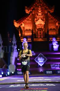 BIB: 157
                            <button type="button" onclick="openModal(22516954)" class="btn btn-primary btn-sm float-right btn-popup" data-toggle="modal" data-target=".modal-high-quality">
                        <i class="fas fa-shopping-cart"></i> Add to Cart
                    </button>
                                            <button type="button" onclick="isThisMe(22516954, true)" class="btn btn-success btn-sm float-right btn-popup btn-isme hidden" data-toggle="tooltip" data-placement="bottom" title="นี่คือรูปของคุณใช่ไหม คลิกที่นี่เพื่อเอาเข้าอัลบั้ม">
                        <i class="fas fa-plus"></i> Add to album
                    </button>
                    <button type="button" onclick="isThisMe(22516954, false)" class="btn btn-warning btn-sm float-right btn-popup btn-isnotme hidden">
                        <i class="fas fa-ban"></i> Remove from album
                    </button>