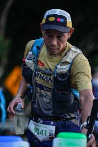 BIB: 100, 92413
                            <button type="button" onclick="openModal(22597053)" class="btn btn-primary btn-sm float-right btn-popup" data-toggle="modal" data-target=".modal-high-quality">
                        <i class="fas fa-shopping-cart"></i> Add to Cart
                    </button>
                                            <button type="button" onclick="isThisMe(22597053, true)" class="btn btn-success btn-sm float-right btn-popup btn-isme hidden" data-toggle="tooltip" data-placement="bottom" title="นี่คือรูปของคุณใช่ไหม คลิกที่นี่เพื่อเอาเข้าอัลบั้ม">
                        <i class="fas fa-plus"></i> Add to album
                    </button>
                    <button type="button" onclick="isThisMe(22597053, false)" class="btn btn-warning btn-sm float-right btn-popup btn-isnotme hidden">
                        <i class="fas fa-ban"></i> Remove from album
                    </button>