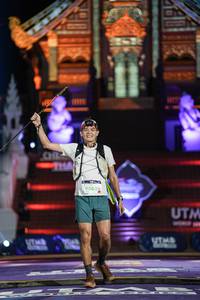 BIB: 640, 90628
                            <button type="button" onclick="openModal(22499395)" class="btn btn-primary btn-sm float-right btn-popup" data-toggle="modal" data-target=".modal-high-quality">
                        <i class="fas fa-shopping-cart"></i> Add to Cart
                    </button>
                                            <button type="button" onclick="isThisMe(22499395, true)" class="btn btn-success btn-sm float-right btn-popup btn-isme hidden" data-toggle="tooltip" data-placement="bottom" title="นี่คือรูปของคุณใช่ไหม คลิกที่นี่เพื่อเอาเข้าอัลบั้ม">
                        <i class="fas fa-plus"></i> Add to album
                    </button>
                    <button type="button" onclick="isThisMe(22499395, false)" class="btn btn-warning btn-sm float-right btn-popup btn-isnotme hidden">
                        <i class="fas fa-ban"></i> Remove from album
                    </button>