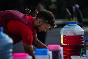 BIB: 
                            <button type="button" onclick="openModal(22595188)" class="btn btn-primary btn-sm float-right btn-popup" data-toggle="modal" data-target=".modal-high-quality">
                        <i class="fas fa-shopping-cart"></i> Add to Cart
                    </button>
                                            <button type="button" onclick="isThisMe(22595188, true)" class="btn btn-success btn-sm float-right btn-popup btn-isme hidden" data-toggle="tooltip" data-placement="bottom" title="นี่คือรูปของคุณใช่ไหม คลิกที่นี่เพื่อเอาเข้าอัลบั้ม">
                        <i class="fas fa-plus"></i> Add to album
                    </button>
                    <button type="button" onclick="isThisMe(22595188, false)" class="btn btn-warning btn-sm float-right btn-popup btn-isnotme hidden">
                        <i class="fas fa-ban"></i> Remove from album
                    </button>