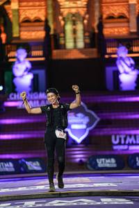 BIB: 117
                            <button type="button" onclick="openModal(22504447)" class="btn btn-primary btn-sm float-right btn-popup" data-toggle="modal" data-target=".modal-high-quality">
                        <i class="fas fa-shopping-cart"></i> Add to Cart
                    </button>
                                            <button type="button" onclick="isThisMe(22504447, true)" class="btn btn-success btn-sm float-right btn-popup btn-isme hidden" data-toggle="tooltip" data-placement="bottom" title="นี่คือรูปของคุณใช่ไหม คลิกที่นี่เพื่อเอาเข้าอัลบั้ม">
                        <i class="fas fa-plus"></i> Add to album
                    </button>
                    <button type="button" onclick="isThisMe(22504447, false)" class="btn btn-warning btn-sm float-right btn-popup btn-isnotme hidden">
                        <i class="fas fa-ban"></i> Remove from album
                    </button>