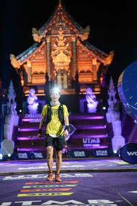 BIB: 150
                            <button type="button" onclick="openModal(22503842)" class="btn btn-primary btn-sm float-right btn-popup" data-toggle="modal" data-target=".modal-high-quality">
                        <i class="fas fa-shopping-cart"></i> Add to Cart
                    </button>
                                            <button type="button" onclick="isThisMe(22503842, true)" class="btn btn-success btn-sm float-right btn-popup btn-isme hidden" data-toggle="tooltip" data-placement="bottom" title="นี่คือรูปของคุณใช่ไหม คลิกที่นี่เพื่อเอาเข้าอัลบั้ม">
                        <i class="fas fa-plus"></i> Add to album
                    </button>
                    <button type="button" onclick="isThisMe(22503842, false)" class="btn btn-warning btn-sm float-right btn-popup btn-isnotme hidden">
                        <i class="fas fa-ban"></i> Remove from album
                    </button>