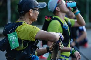 BIB: 9128
                            <button type="button" onclick="openModal(22597437)" class="btn btn-primary btn-sm float-right btn-popup" data-toggle="modal" data-target=".modal-high-quality">
                        <i class="fas fa-shopping-cart"></i> Add to Cart
                    </button>
                                            <button type="button" onclick="isThisMe(22597437, true)" class="btn btn-success btn-sm float-right btn-popup btn-isme hidden" data-toggle="tooltip" data-placement="bottom" title="นี่คือรูปของคุณใช่ไหม คลิกที่นี่เพื่อเอาเข้าอัลบั้ม">
                        <i class="fas fa-plus"></i> Add to album
                    </button>
                    <button type="button" onclick="isThisMe(22597437, false)" class="btn btn-warning btn-sm float-right btn-popup btn-isnotme hidden">
                        <i class="fas fa-ban"></i> Remove from album
                    </button>