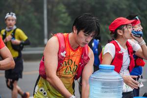 BIB: 201
                            <button type="button" onclick="openModal(22597950)" class="btn btn-primary btn-sm float-right btn-popup" data-toggle="modal" data-target=".modal-high-quality">
                        <i class="fas fa-shopping-cart"></i> Add to Cart
                    </button>
                                            <button type="button" onclick="isThisMe(22597950, true)" class="btn btn-success btn-sm float-right btn-popup btn-isme hidden" data-toggle="tooltip" data-placement="bottom" title="นี่คือรูปของคุณใช่ไหม คลิกที่นี่เพื่อเอาเข้าอัลบั้ม">
                        <i class="fas fa-plus"></i> Add to album
                    </button>
                    <button type="button" onclick="isThisMe(22597950, false)" class="btn btn-warning btn-sm float-right btn-popup btn-isnotme hidden">
                        <i class="fas fa-ban"></i> Remove from album
                    </button>