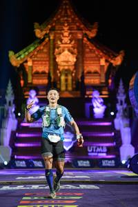 BIB: 9133
                            <button type="button" onclick="openModal(22501264)" class="btn btn-primary btn-sm float-right btn-popup" data-toggle="modal" data-target=".modal-high-quality">
                        <i class="fas fa-shopping-cart"></i> Add to Cart
                    </button>
                                            <button type="button" onclick="isThisMe(22501264, true)" class="btn btn-success btn-sm float-right btn-popup btn-isme hidden" data-toggle="tooltip" data-placement="bottom" title="นี่คือรูปของคุณใช่ไหม คลิกที่นี่เพื่อเอาเข้าอัลบั้ม">
                        <i class="fas fa-plus"></i> Add to album
                    </button>
                    <button type="button" onclick="isThisMe(22501264, false)" class="btn btn-warning btn-sm float-right btn-popup btn-isnotme hidden">
                        <i class="fas fa-ban"></i> Remove from album
                    </button>