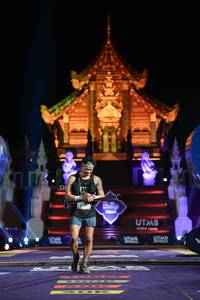 BIB: 700
                            <button type="button" onclick="openModal(22500895)" class="btn btn-primary btn-sm float-right btn-popup" data-toggle="modal" data-target=".modal-high-quality">
                        <i class="fas fa-shopping-cart"></i> Add to Cart
                    </button>
                                            <button type="button" onclick="isThisMe(22500895, true)" class="btn btn-success btn-sm float-right btn-popup btn-isme hidden" data-toggle="tooltip" data-placement="bottom" title="นี่คือรูปของคุณใช่ไหม คลิกที่นี่เพื่อเอาเข้าอัลบั้ม">
                        <i class="fas fa-plus"></i> Add to album
                    </button>
                    <button type="button" onclick="isThisMe(22500895, false)" class="btn btn-warning btn-sm float-right btn-popup btn-isnotme hidden">
                        <i class="fas fa-ban"></i> Remove from album
                    </button>