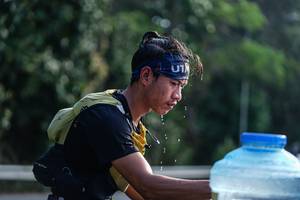 BIB: 
                            <button type="button" onclick="openModal(22603885)" class="btn btn-primary btn-sm float-right btn-popup" data-toggle="modal" data-target=".modal-high-quality">
                        <i class="fas fa-shopping-cart"></i> Add to Cart
                    </button>
                                            <button type="button" onclick="isThisMe(22603885, true)" class="btn btn-success btn-sm float-right btn-popup btn-isme hidden" data-toggle="tooltip" data-placement="bottom" title="นี่คือรูปของคุณใช่ไหม คลิกที่นี่เพื่อเอาเข้าอัลบั้ม">
                        <i class="fas fa-plus"></i> Add to album
                    </button>
                    <button type="button" onclick="isThisMe(22603885, false)" class="btn btn-warning btn-sm float-right btn-popup btn-isnotme hidden">
                        <i class="fas fa-ban"></i> Remove from album
                    </button>