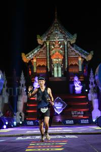 BIB: 929
                            <button type="button" onclick="openModal(22511076)" class="btn btn-primary btn-sm float-right btn-popup" data-toggle="modal" data-target=".modal-high-quality">
                        <i class="fas fa-shopping-cart"></i> Add to Cart
                    </button>
                                            <button type="button" onclick="isThisMe(22511076, true)" class="btn btn-success btn-sm float-right btn-popup btn-isme hidden" data-toggle="tooltip" data-placement="bottom" title="นี่คือรูปของคุณใช่ไหม คลิกที่นี่เพื่อเอาเข้าอัลบั้ม">
                        <i class="fas fa-plus"></i> Add to album
                    </button>
                    <button type="button" onclick="isThisMe(22511076, false)" class="btn btn-warning btn-sm float-right btn-popup btn-isnotme hidden">
                        <i class="fas fa-ban"></i> Remove from album
                    </button>