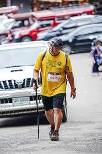 BIB: 6000, 2023, 6215
                            <button type="button" onclick="openModal(22522914)" class="btn btn-primary btn-sm float-right btn-popup" data-toggle="modal" data-target=".modal-high-quality">
                        <i class="fas fa-shopping-cart"></i> Add to Cart
                    </button>
                                            <button type="button" onclick="isThisMe(22522914, true)" class="btn btn-success btn-sm float-right btn-popup btn-isme hidden" data-toggle="tooltip" data-placement="bottom" title="นี่คือรูปของคุณใช่ไหม คลิกที่นี่เพื่อเอาเข้าอัลบั้ม">
                        <i class="fas fa-plus"></i> Add to album
                    </button>
                    <button type="button" onclick="isThisMe(22522914, false)" class="btn btn-warning btn-sm float-right btn-popup btn-isnotme hidden">
                        <i class="fas fa-ban"></i> Remove from album
                    </button>