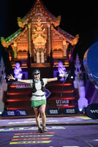 BIB: 2542, 100
                            <button type="button" onclick="openModal(22503583)" class="btn btn-primary btn-sm float-right btn-popup" data-toggle="modal" data-target=".modal-high-quality">
                        <i class="fas fa-shopping-cart"></i> Add to Cart
                    </button>
                                            <button type="button" onclick="isThisMe(22503583, true)" class="btn btn-success btn-sm float-right btn-popup btn-isme hidden" data-toggle="tooltip" data-placement="bottom" title="นี่คือรูปของคุณใช่ไหม คลิกที่นี่เพื่อเอาเข้าอัลบั้ม">
                        <i class="fas fa-plus"></i> Add to album
                    </button>
                    <button type="button" onclick="isThisMe(22503583, false)" class="btn btn-warning btn-sm float-right btn-popup btn-isnotme hidden">
                        <i class="fas fa-ban"></i> Remove from album
                    </button>