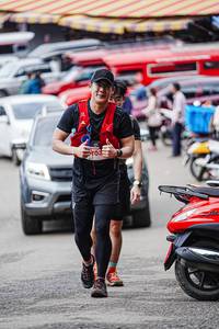 BIB: 103
                            <button type="button" onclick="openModal(22529126)" class="btn btn-primary btn-sm float-right btn-popup" data-toggle="modal" data-target=".modal-high-quality">
                        <i class="fas fa-shopping-cart"></i> Add to Cart
                    </button>
                                            <button type="button" onclick="isThisMe(22529126, true)" class="btn btn-success btn-sm float-right btn-popup btn-isme hidden" data-toggle="tooltip" data-placement="bottom" title="นี่คือรูปของคุณใช่ไหม คลิกที่นี่เพื่อเอาเข้าอัลบั้ม">
                        <i class="fas fa-plus"></i> Add to album
                    </button>
                    <button type="button" onclick="isThisMe(22529126, false)" class="btn btn-warning btn-sm float-right btn-popup btn-isnotme hidden">
                        <i class="fas fa-ban"></i> Remove from album
                    </button>