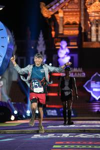 BIB: 1922, 9088
                            <button type="button" onclick="openModal(22502581)" class="btn btn-primary btn-sm float-right btn-popup" data-toggle="modal" data-target=".modal-high-quality">
                        <i class="fas fa-shopping-cart"></i> Add to Cart
                    </button>
                                            <button type="button" onclick="isThisMe(22502581, true)" class="btn btn-success btn-sm float-right btn-popup btn-isme hidden" data-toggle="tooltip" data-placement="bottom" title="นี่คือรูปของคุณใช่ไหม คลิกที่นี่เพื่อเอาเข้าอัลบั้ม">
                        <i class="fas fa-plus"></i> Add to album
                    </button>
                    <button type="button" onclick="isThisMe(22502581, false)" class="btn btn-warning btn-sm float-right btn-popup btn-isnotme hidden">
                        <i class="fas fa-ban"></i> Remove from album
                    </button>