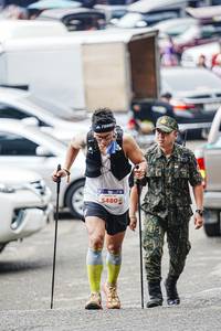 BIB: 5480
                            <button type="button" onclick="openModal(22618235)" class="btn btn-primary btn-sm float-right btn-popup" data-toggle="modal" data-target=".modal-high-quality">
                        <i class="fas fa-shopping-cart"></i> Add to Cart
                    </button>
                                            <button type="button" onclick="isThisMe(22618235, true)" class="btn btn-success btn-sm float-right btn-popup btn-isme hidden" data-toggle="tooltip" data-placement="bottom" title="นี่คือรูปของคุณใช่ไหม คลิกที่นี่เพื่อเอาเข้าอัลบั้ม">
                        <i class="fas fa-plus"></i> Add to album
                    </button>
                    <button type="button" onclick="isThisMe(22618235, false)" class="btn btn-warning btn-sm float-right btn-popup btn-isnotme hidden">
                        <i class="fas fa-ban"></i> Remove from album
                    </button>