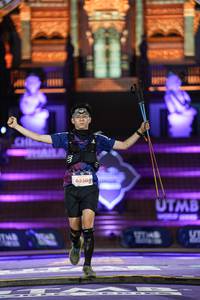 BIB: 6350
                            <button type="button" onclick="openModal(22505530)" class="btn btn-primary btn-sm float-right btn-popup" data-toggle="modal" data-target=".modal-high-quality">
                        <i class="fas fa-shopping-cart"></i> Add to Cart
                    </button>
                                            <button type="button" onclick="isThisMe(22505530, true)" class="btn btn-success btn-sm float-right btn-popup btn-isme hidden" data-toggle="tooltip" data-placement="bottom" title="นี่คือรูปของคุณใช่ไหม คลิกที่นี่เพื่อเอาเข้าอัลบั้ม">
                        <i class="fas fa-plus"></i> Add to album
                    </button>
                    <button type="button" onclick="isThisMe(22505530, false)" class="btn btn-warning btn-sm float-right btn-popup btn-isnotme hidden">
                        <i class="fas fa-ban"></i> Remove from album
                    </button>