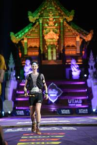 BIB: 1901
                            <button type="button" onclick="openModal(22504822)" class="btn btn-primary btn-sm float-right btn-popup" data-toggle="modal" data-target=".modal-high-quality">
                        <i class="fas fa-shopping-cart"></i> Add to Cart
                    </button>
                                            <button type="button" onclick="isThisMe(22504822, true)" class="btn btn-success btn-sm float-right btn-popup btn-isme hidden" data-toggle="tooltip" data-placement="bottom" title="นี่คือรูปของคุณใช่ไหม คลิกที่นี่เพื่อเอาเข้าอัลบั้ม">
                        <i class="fas fa-plus"></i> Add to album
                    </button>
                    <button type="button" onclick="isThisMe(22504822, false)" class="btn btn-warning btn-sm float-right btn-popup btn-isnotme hidden">
                        <i class="fas fa-ban"></i> Remove from album
                    </button>