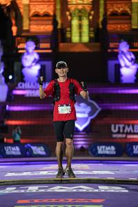 BIB: 9077, 
                            <button type="button" onclick="openModal(22513350)" class="btn btn-primary btn-sm float-right btn-popup" data-toggle="modal" data-target=".modal-high-quality">
                        <i class="fas fa-shopping-cart"></i> Add to Cart
                    </button>
                                            <button type="button" onclick="isThisMe(22513350, true)" class="btn btn-success btn-sm float-right btn-popup btn-isme hidden" data-toggle="tooltip" data-placement="bottom" title="นี่คือรูปของคุณใช่ไหม คลิกที่นี่เพื่อเอาเข้าอัลบั้ม">
                        <i class="fas fa-plus"></i> Add to album
                    </button>
                    <button type="button" onclick="isThisMe(22513350, false)" class="btn btn-warning btn-sm float-right btn-popup btn-isnotme hidden">
                        <i class="fas fa-ban"></i> Remove from album
                    </button>