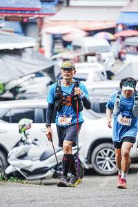 BIB: 5203, 5351
                            <button type="button" onclick="openModal(22615968)" class="btn btn-primary btn-sm float-right btn-popup" data-toggle="modal" data-target=".modal-high-quality">
                        <i class="fas fa-shopping-cart"></i> Add to Cart
                    </button>
                                            <button type="button" onclick="isThisMe(22615968, true)" class="btn btn-success btn-sm float-right btn-popup btn-isme hidden" data-toggle="tooltip" data-placement="bottom" title="นี่คือรูปของคุณใช่ไหม คลิกที่นี่เพื่อเอาเข้าอัลบั้ม">
                        <i class="fas fa-plus"></i> Add to album
                    </button>
                    <button type="button" onclick="isThisMe(22615968, false)" class="btn btn-warning btn-sm float-right btn-popup btn-isnotme hidden">
                        <i class="fas fa-ban"></i> Remove from album
                    </button>