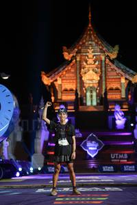 BIB: 18117
                            <button type="button" onclick="openModal(22510363)" class="btn btn-primary btn-sm float-right btn-popup" data-toggle="modal" data-target=".modal-high-quality">
                        <i class="fas fa-shopping-cart"></i> Add to Cart
                    </button>
                                            <button type="button" onclick="isThisMe(22510363, true)" class="btn btn-success btn-sm float-right btn-popup btn-isme hidden" data-toggle="tooltip" data-placement="bottom" title="นี่คือรูปของคุณใช่ไหม คลิกที่นี่เพื่อเอาเข้าอัลบั้ม">
                        <i class="fas fa-plus"></i> Add to album
                    </button>
                    <button type="button" onclick="isThisMe(22510363, false)" class="btn btn-warning btn-sm float-right btn-popup btn-isnotme hidden">
                        <i class="fas fa-ban"></i> Remove from album
                    </button>