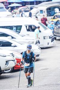 BIB: 1263
                            <button type="button" onclick="openModal(22615142)" class="btn btn-primary btn-sm float-right btn-popup" data-toggle="modal" data-target=".modal-high-quality">
                        <i class="fas fa-shopping-cart"></i> Add to Cart
                    </button>
                                            <button type="button" onclick="isThisMe(22615142, true)" class="btn btn-success btn-sm float-right btn-popup btn-isme hidden" data-toggle="tooltip" data-placement="bottom" title="นี่คือรูปของคุณใช่ไหม คลิกที่นี่เพื่อเอาเข้าอัลบั้ม">
                        <i class="fas fa-plus"></i> Add to album
                    </button>
                    <button type="button" onclick="isThisMe(22615142, false)" class="btn btn-warning btn-sm float-right btn-popup btn-isnotme hidden">
                        <i class="fas fa-ban"></i> Remove from album
                    </button>