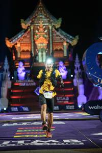 BIB: 92038
                            <button type="button" onclick="openModal(22509633)" class="btn btn-primary btn-sm float-right btn-popup" data-toggle="modal" data-target=".modal-high-quality">
                        <i class="fas fa-shopping-cart"></i> Add to Cart
                    </button>
                                            <button type="button" onclick="isThisMe(22509633, true)" class="btn btn-success btn-sm float-right btn-popup btn-isme hidden" data-toggle="tooltip" data-placement="bottom" title="นี่คือรูปของคุณใช่ไหม คลิกที่นี่เพื่อเอาเข้าอัลบั้ม">
                        <i class="fas fa-plus"></i> Add to album
                    </button>
                    <button type="button" onclick="isThisMe(22509633, false)" class="btn btn-warning btn-sm float-right btn-popup btn-isnotme hidden">
                        <i class="fas fa-ban"></i> Remove from album
                    </button>