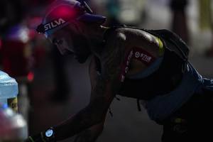 BIB: 822
                            <button type="button" onclick="openModal(22594672)" class="btn btn-primary btn-sm float-right btn-popup" data-toggle="modal" data-target=".modal-high-quality">
                        <i class="fas fa-shopping-cart"></i> Add to Cart
                    </button>
                                            <button type="button" onclick="isThisMe(22594672, true)" class="btn btn-success btn-sm float-right btn-popup btn-isme hidden" data-toggle="tooltip" data-placement="bottom" title="นี่คือรูปของคุณใช่ไหม คลิกที่นี่เพื่อเอาเข้าอัลบั้ม">
                        <i class="fas fa-plus"></i> Add to album
                    </button>
                    <button type="button" onclick="isThisMe(22594672, false)" class="btn btn-warning btn-sm float-right btn-popup btn-isnotme hidden">
                        <i class="fas fa-ban"></i> Remove from album
                    </button>